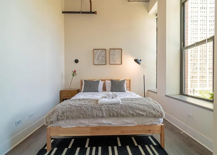 Appartement Bright 2br Luxury Corner With Optional Parking Sleeps 6 Guests Near Mccormick Place And Soldier Field