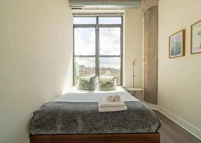 Appartement Bright 2br Luxury Corner With Optional Parking Sleeps 6 Guests Near Mccormick Place And Soldier Field
