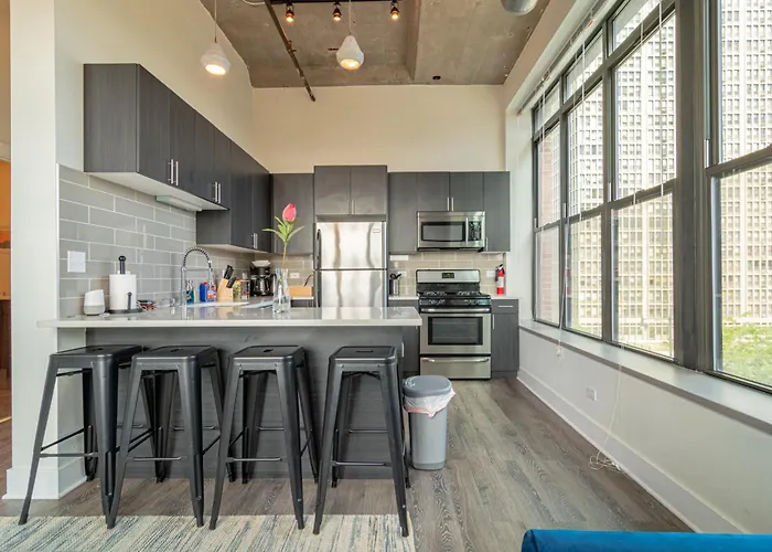 Appartement Bright 2br Luxury Corner With Optional Parking Sleeps 6 Guests Near Mccormick Place And Soldier Field Chicago
