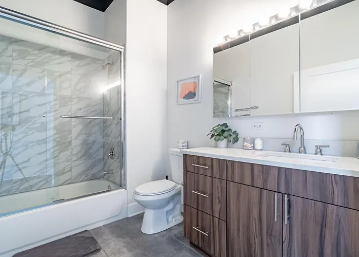 Appartement Bright 2br Luxury Corner With Optional Parking Sleeps 6 Guests Near Mccormick Place And Soldier Field *