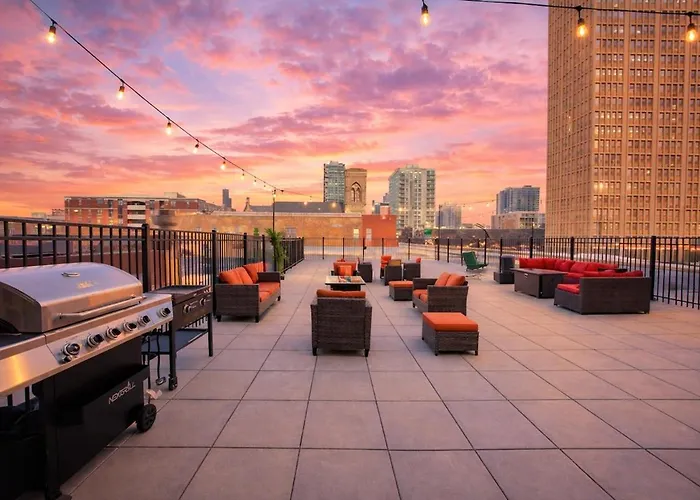 Appartement Bright 2br Luxury Corner With Optional Parking Sleeps 6 Guests Near Mccormick Place And Soldier Field *